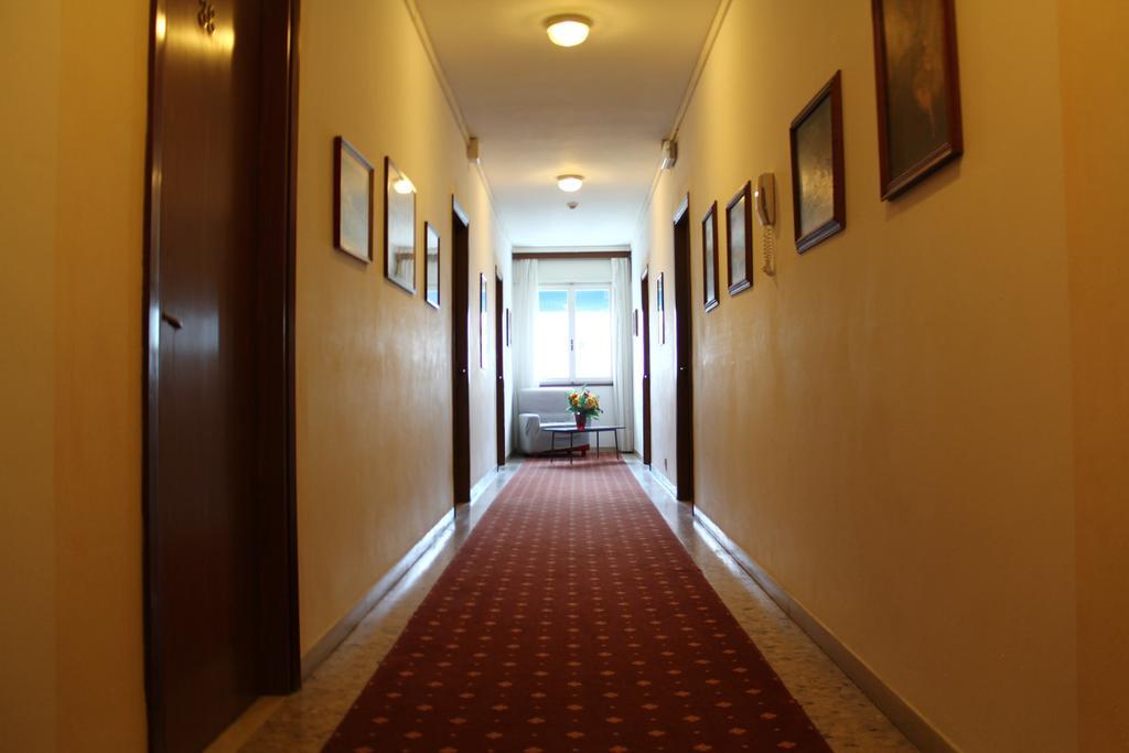 Hotel Azzorre Лидо ди Йезоло Екстериор снимка